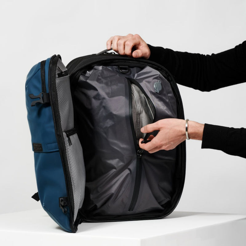 Mochila SuperBag Azul + Sistema de vácuo integrado + Garrafa Inteligente + Bomba de ar portátil