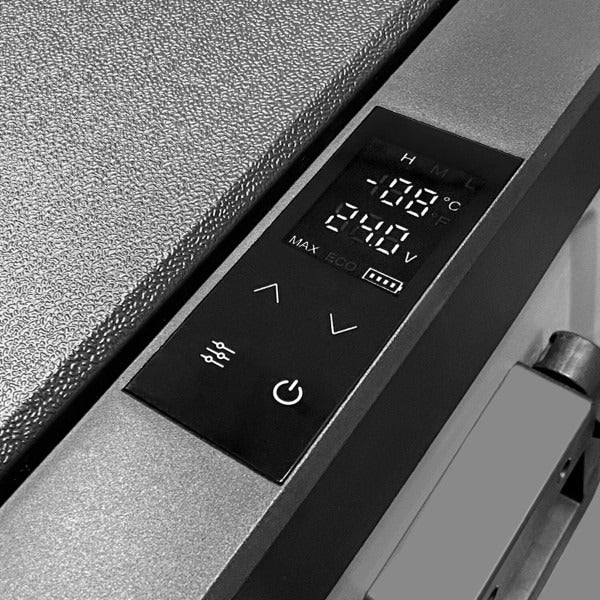 Freezer e Geladeira Portátil EOS 35 Litros Dupla Ação Quadrivolt EFC40 110V/220V/12V/24V